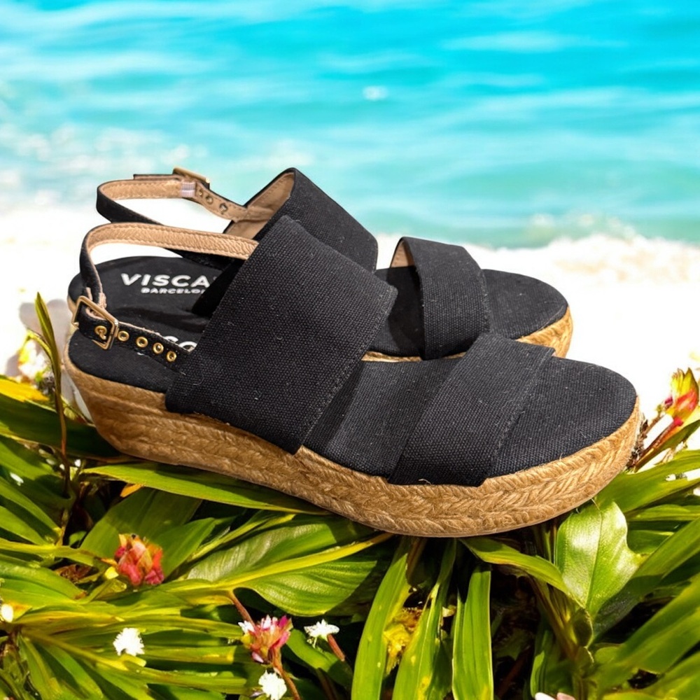 Viscata Espadrille Sandals in Black csnvas. Made in Spain. EU 39